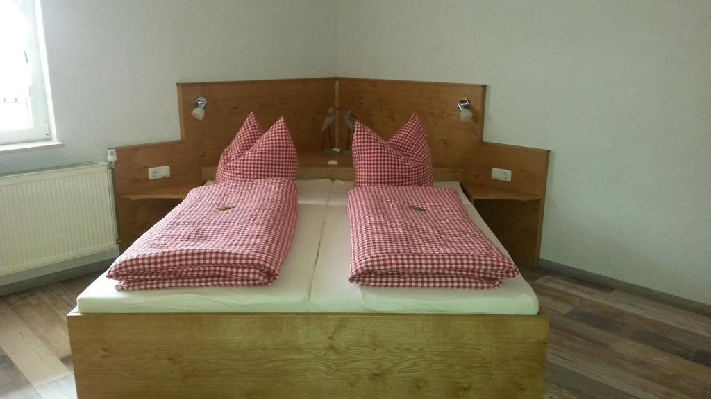Gaestehaus Engelhard Pension Karbach  Zewnętrze zdjęcie